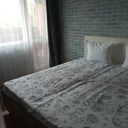 Apartamento мезонет мени - две спални и две бани *